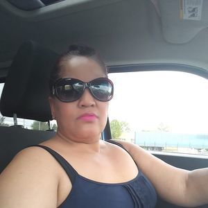 Meet your Posher, Yaneth